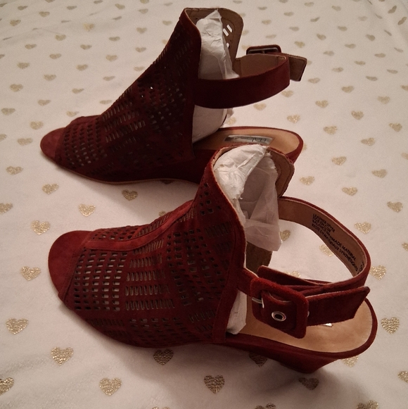 🔥3/$70 🎉S-HP🎉 Halogen Women's Peep-Toe Wedges - Picture 8 of 12